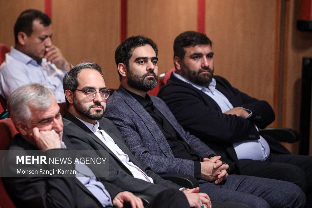 تصاویری از سعید جلیلی در جلسه بررسی برنامههای وزرای پیشنهادی اقتصادی/ نماینده مجلس هم بود/ صندلیهای خالی در حوزه هنری