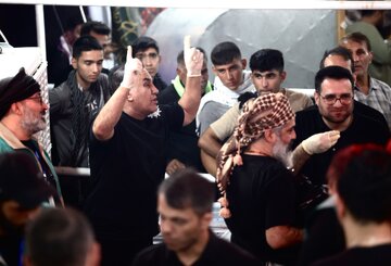 خدمت‌رسانی قهرمانان المپیک در موکب ورزشکاران موحبان الرضا نجف