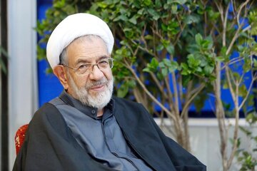 قدرت الله علیخانی عزادار شد/علی لاریجانی و سیدحسن خمینی پیام دادند /موسوی خوئینی هم واکنش نشان داد قدرت الله علیخانی عزادار شد/علی لاریجانی و سیدحسن خمینی پیام دادند /موسوی خوئینی هم واکنش نشان داد