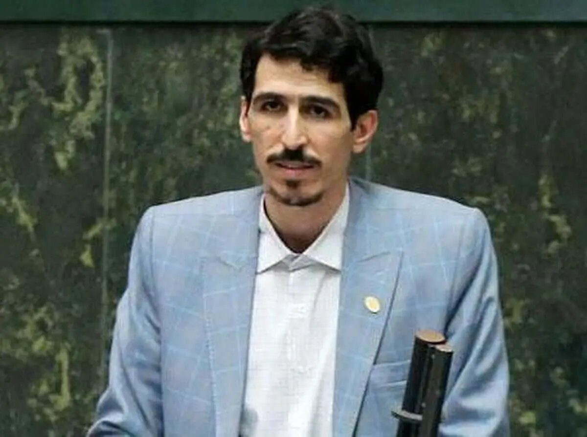 گزارش نماینده مرتبط با زاکانی از شروط ایران برای آغاز مذاکرات: خروج نیروهای آمریکایی از منطقه و فراموشی محدودیتها در زمینه غنیسازی و کاهش برد موشکها. گزارش نماینده مرتبط با زاکانی از شروط ایران برای آغاز مذاکرات: خروج نیروهای آمریکایی از منطقه و فراموشی محدودیتها در زمینه غنیسازی و کاهش برد موشکها.