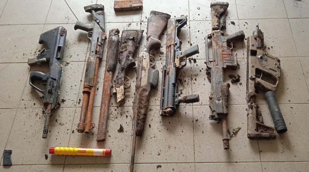 عکسی از کشف انبار سلاحهای ناتو توسط روسیه