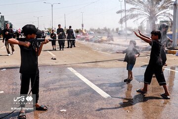 خنک کردن زائران اربعین با آب فشان