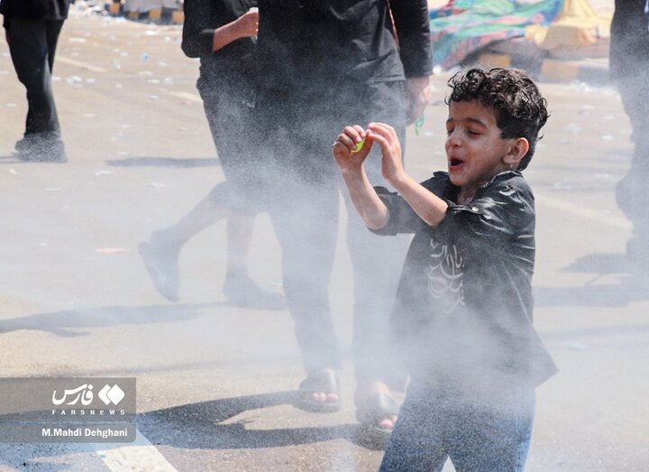 خنک کردن زائران اربعین با آب فشان