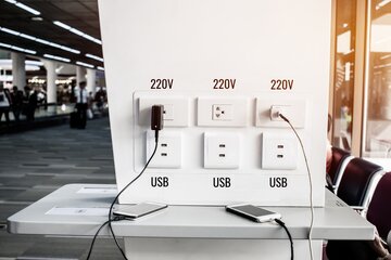 هشدار؛ از کابلهای USB در اماکن عمومی استفاده نکنید!