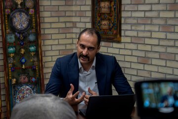 ببینید| خروجی دانشگاههای ما ورودی اقتصاد دبی هستند!