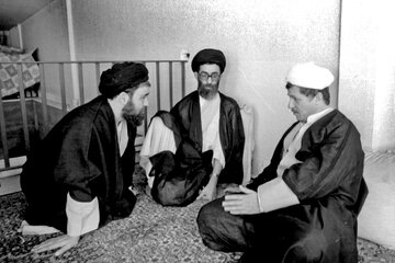 روایت رهبر انقلاب از اختلاف نظر با آیت الله هاشمی در سال های پایانی جنگ /زبان قاصر است از فداکاری ها و زحمات آقای هاشمی