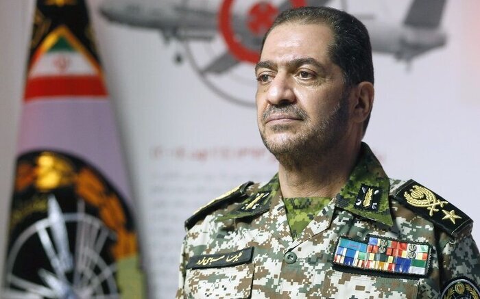 روزِ متفاوت فرمانده بلندپایه ارتش در خانه شهدای حمله اسرائیل به ایران +عکس روزِ متفاوت فرمانده بلندپایه ارتش در خانه شهدای حمله اسرائیل به ایران +عکس