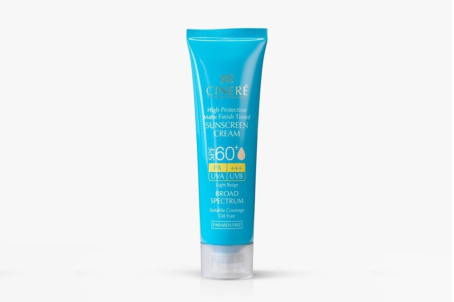 پوستی بدون نقص با ضدآفتاب ۶۰ SPF رنگی سینره