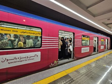 ساعت کار متروی تهران از شنبه تغییر میکند/ جزئیات ساعت کار متروی تهران از شنبه تغییر میکند/ جزئیات