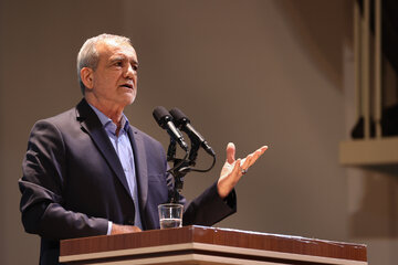 پزشکیان: ناکارآمدیها و مشکلات اقتصادی ناشی از انتصاب دوستان و آشنایان بجای افراد توانمند و شایسته است / صندوقهای بازنشستگی به شدت زیانده هستند