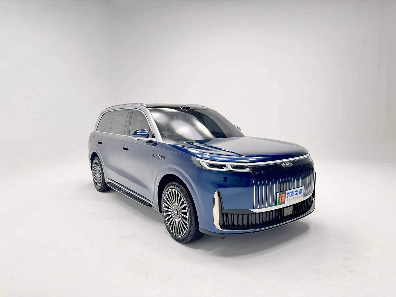 شاسیبلند لوکس چری با احتمال ورود به ایران معرفی شد/ عکس