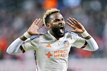 درخواست عجیب پرسپولیسیها این مهاجم را فراری داد! درخواست عجیب پرسپولیسیها این مهاجم را فراری داد!