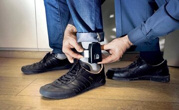 پایش مجرمان سابقه‌دار با پابند الکترونیکی در قزوین