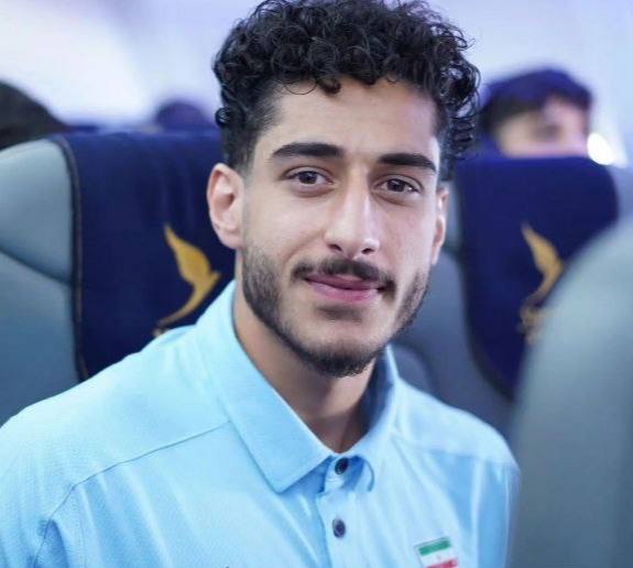 عکس| قانون قلعهنویی گریبان ستاره سپاهان را گرفت