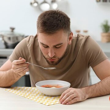 ۱۸ مورد از آداب غذا خوردن و شیوه زندگی سالم در اسلام