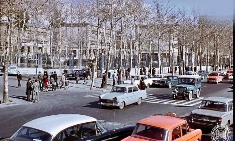 تهران قدیم| تصویر دیده نشده از خیابان فردوسی؛ ۵۸ سال قبل/ عکس - خبرآنلاین