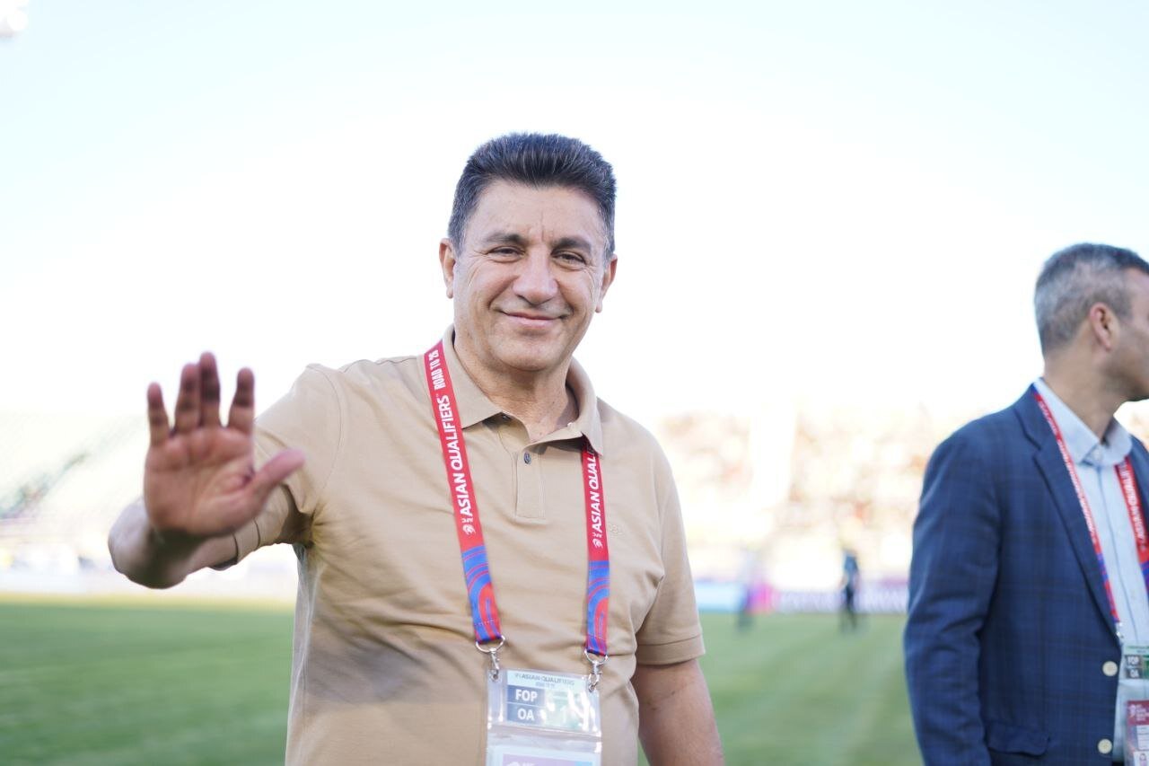 امیر قلعه نویی: از وقتی مادرم مرد دیگر عیدی نگرفتم/پول ماهی قرمز را توپ خریدم و به سال تحویل هم نرسیدم