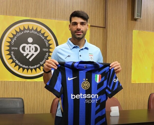 عکس | طارمی پیراهن اینتر را به سپاهانیها داد