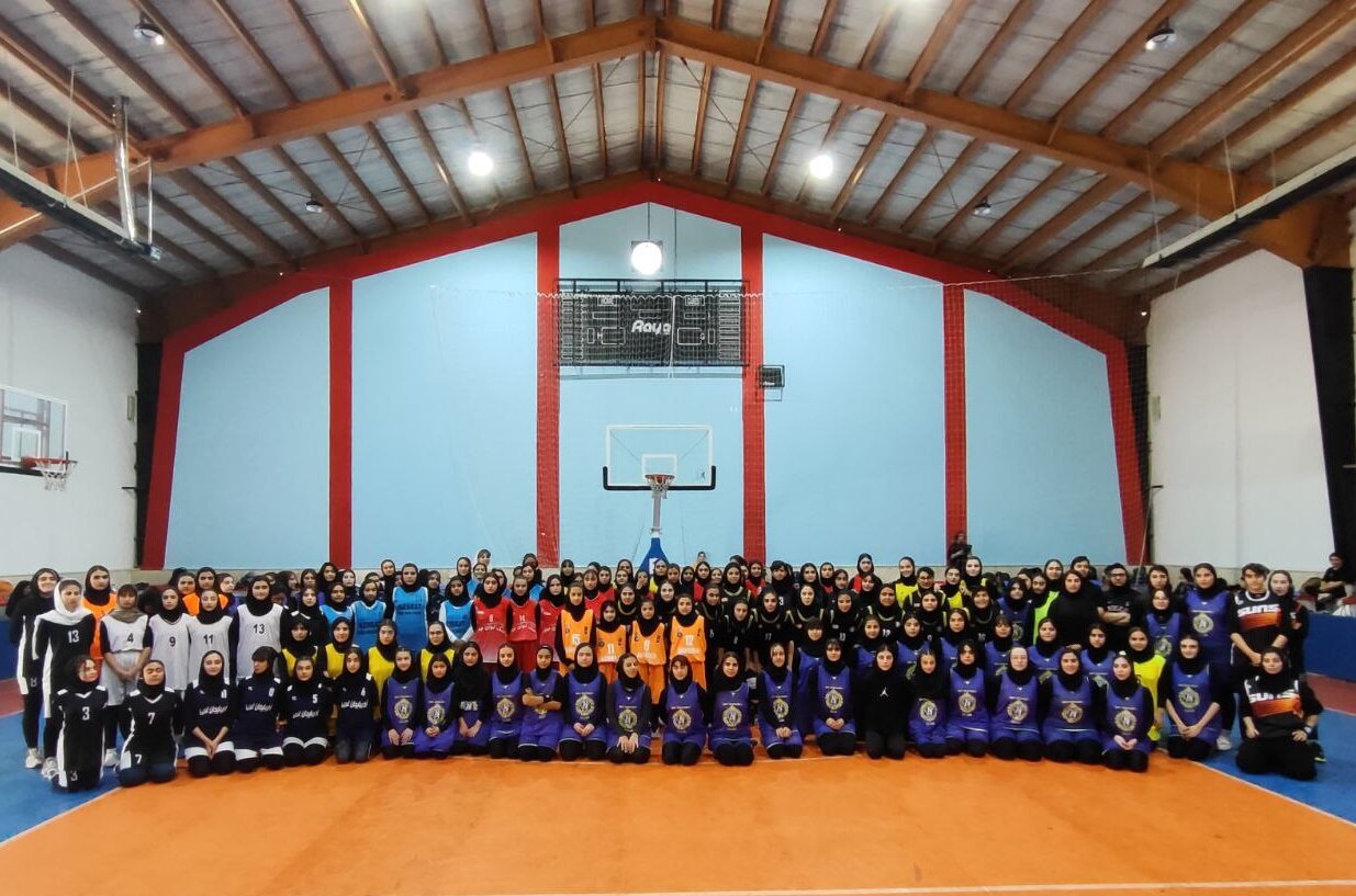 پایان مسابقات بسکتبال سه به سه استان آذربایجانغربی در دو بخش آقایان و بانوان