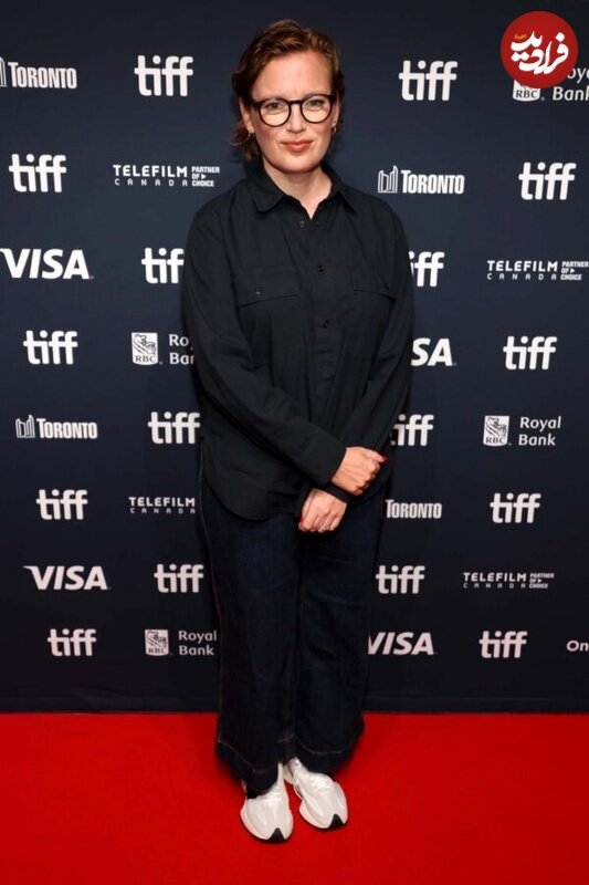 عکسهای تازه «سارا استنلی» سریال «قصههای جزیره» در ۴۵ سالگی