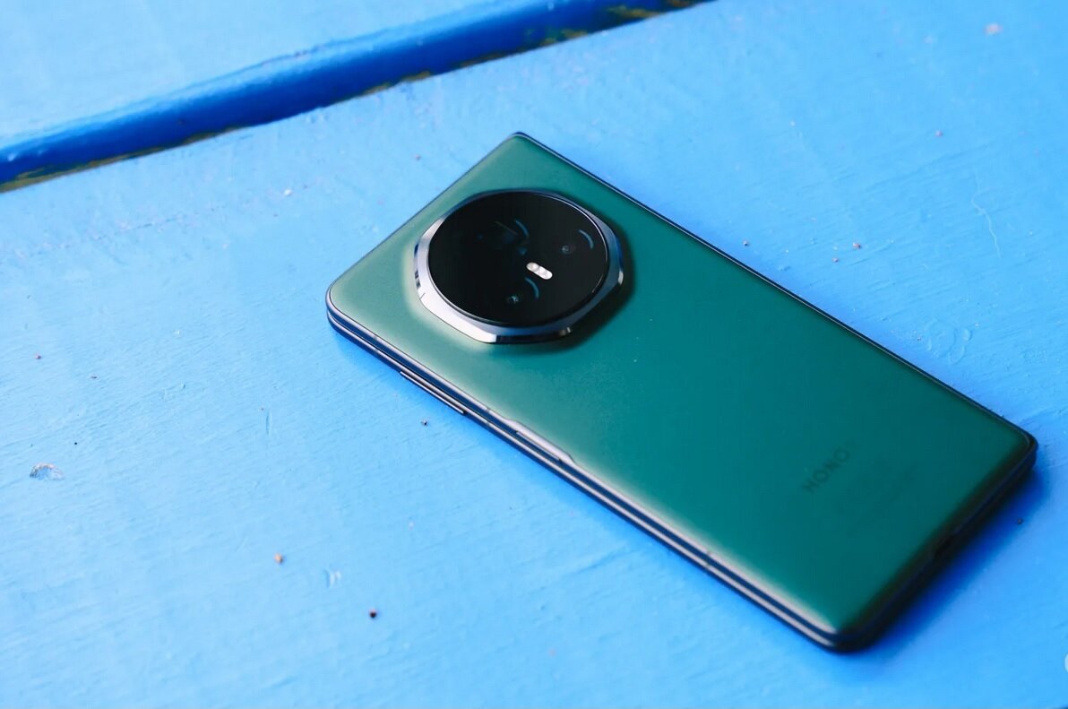 باریکترین گوشی تاشوی دنیا