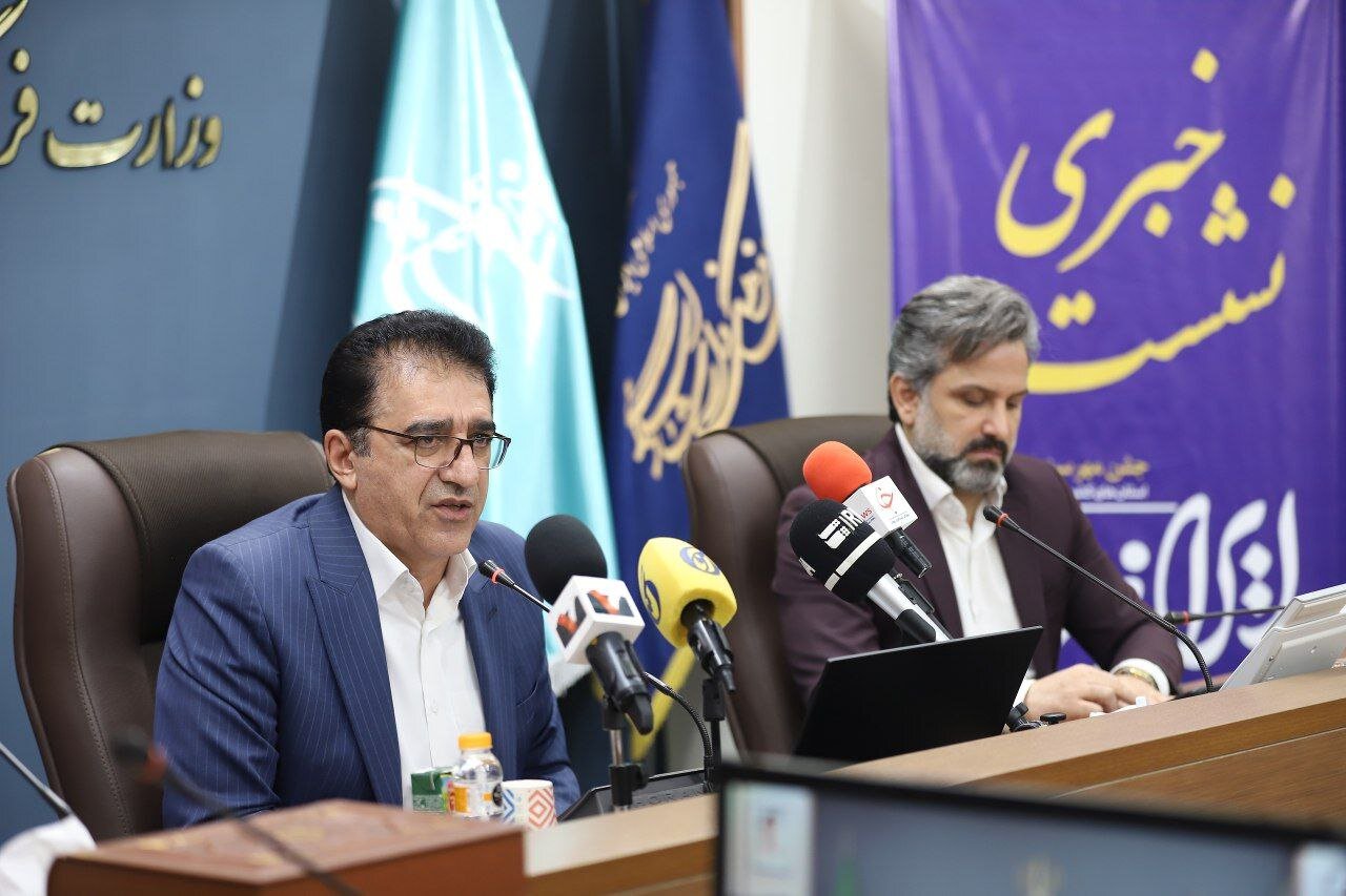 قادر آشنا: جشن «مهر سینمای ایران» زمینهساز وفاق ملی است/ رویدادی برای تبدیل شدن به گفتمان