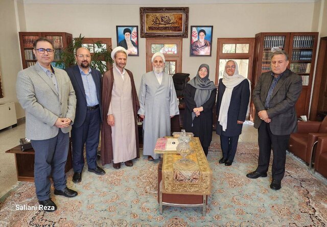 دیدار اعضای هیات رئیسه جبهه اصلاحات با ناطقنوری +عکس