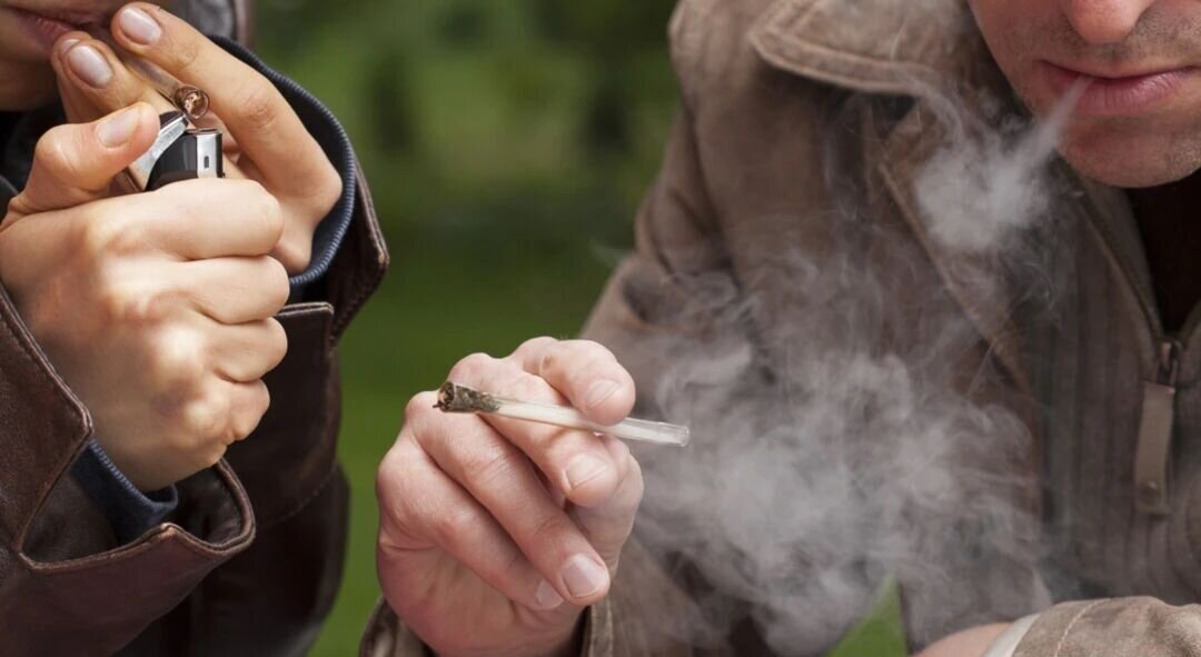 عوارض وحشتناک مصرف حشیش و گل