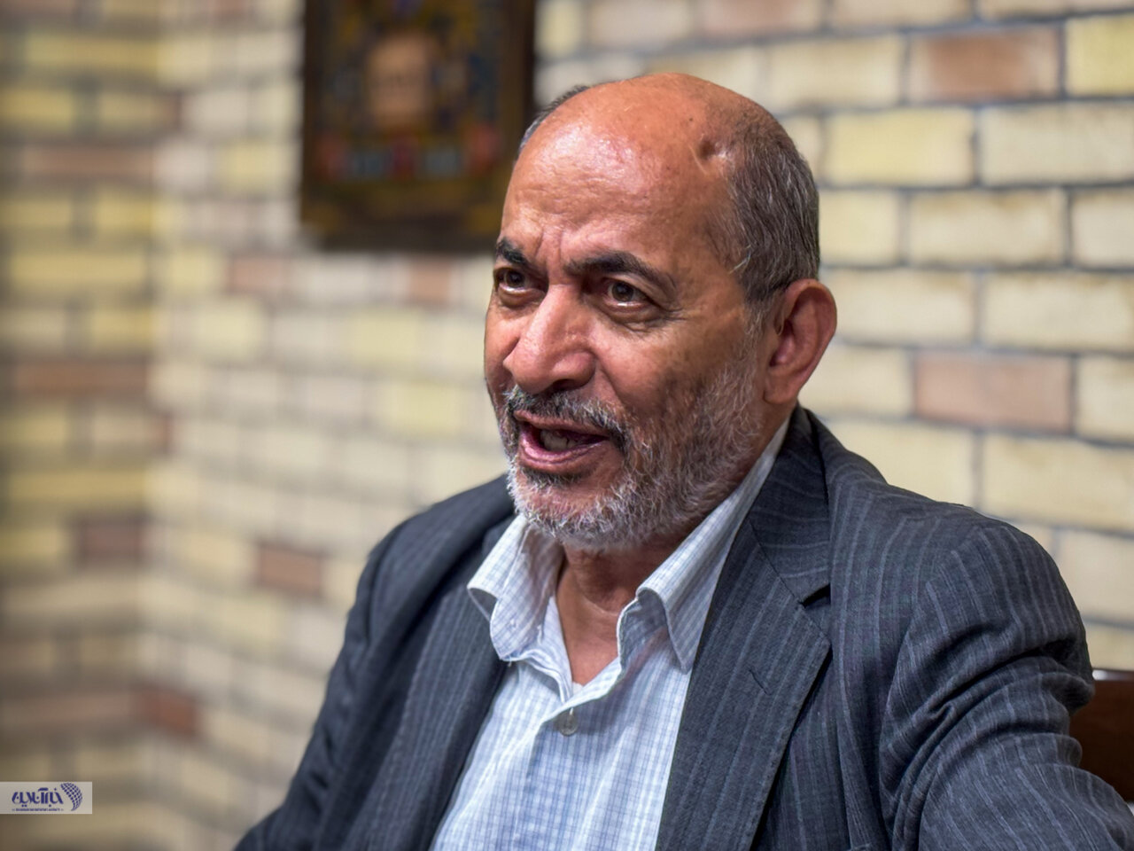 رفیقدوست: زمان مناسبی برای اجرای قانون عفاف و حجاب نیست /عطریانفر: اولویت کشور اقتصاد است نه اصرار بر اجرای یک قانون