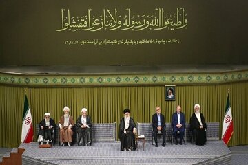 رهبر انقلاب: دنیای اسلام با وحدت و قدرت درونی خود میتواند رژیم صهیونیستی را از بین ببرد