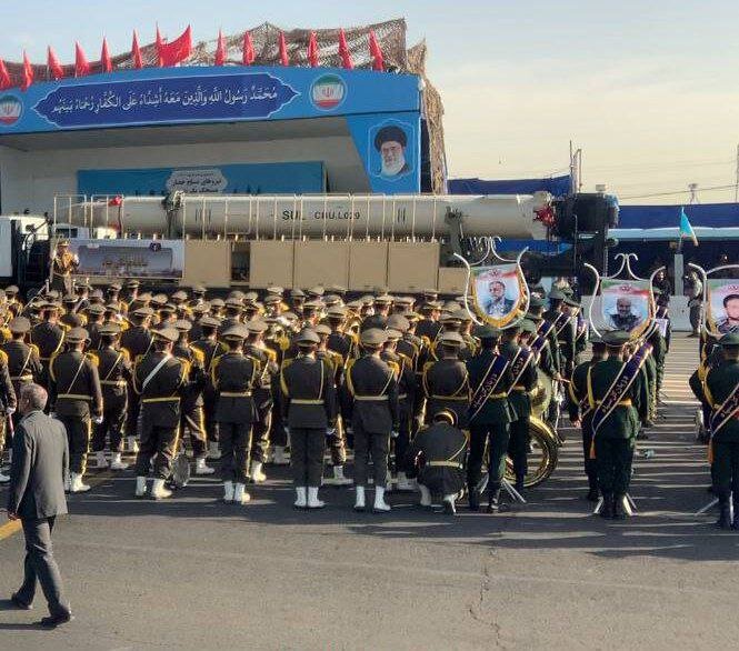 جدیدترین موشک بالستیک سپاه پاسداران را ببینید / نام موشک دوربرد و نقطه‌زن هوافضای سپاه چیست؟ + عکس 2