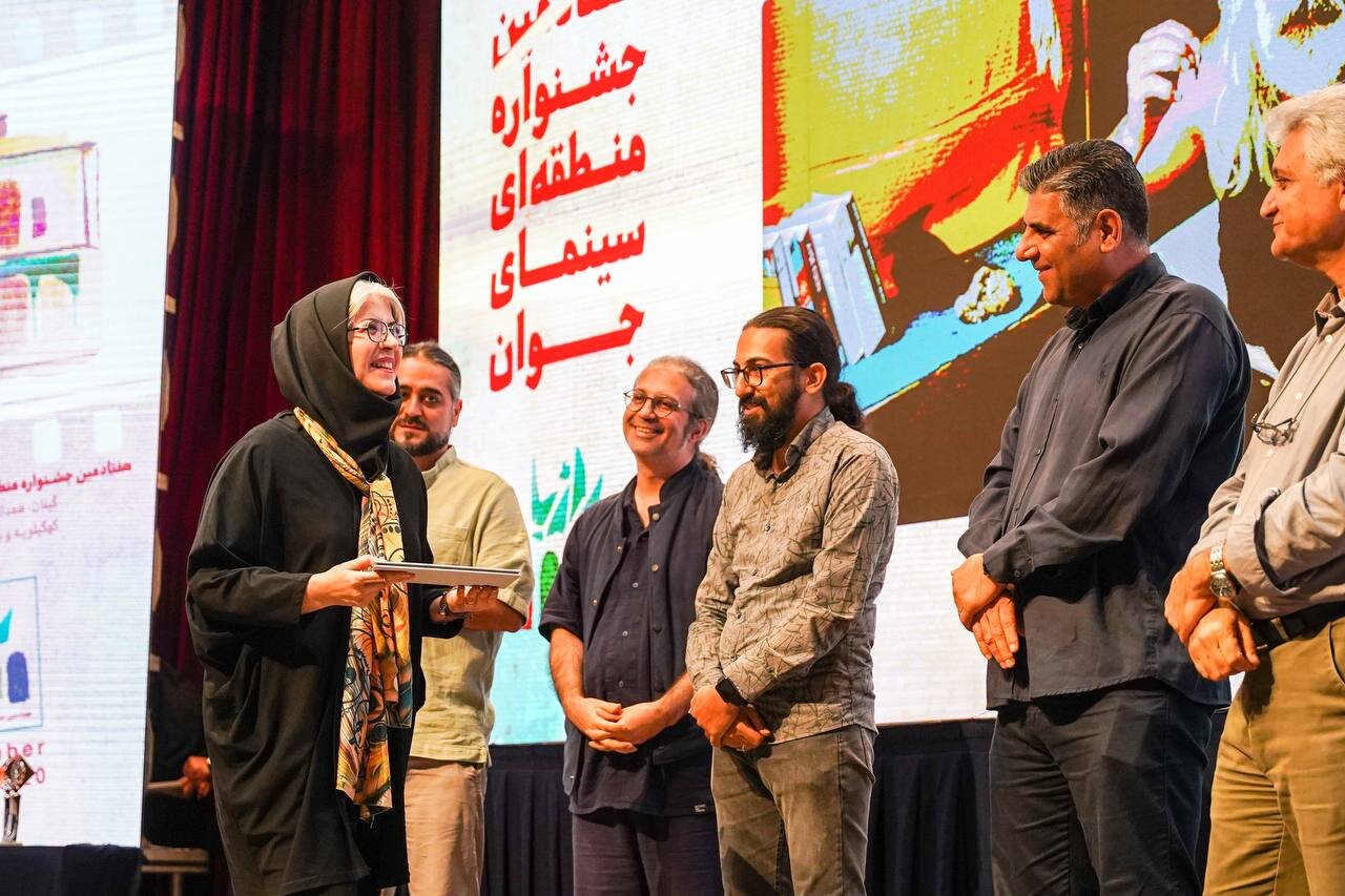 اختتامیه جشنواره منطقهای سینمای جوانان قزوین برگزار شد 1 اختتامیه جشنواره منطقهای سینمای جوانان قزوین برگزار شد