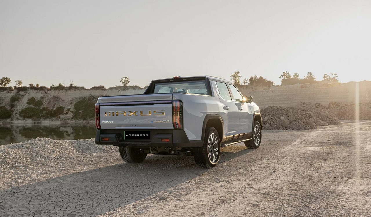 رقیب قدرتمند تویوتا هایلوکس، کپی چینی فورد F۱۵۰