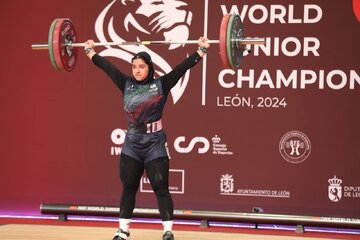 رکوردشکنی دختر ایرانی در اسپانیا رکوردشکنی دختر ایرانی در اسپانیا