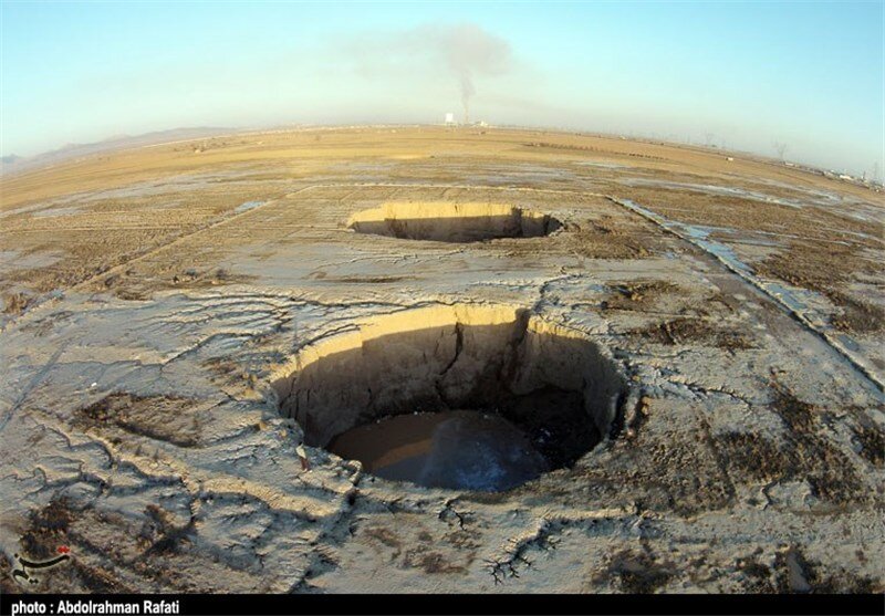 ۳.۵ درصد از مساحت ایران در حال فرونشست/ سالانه بیش از ۳۵ سانتی‌متر فرونشست در این استان/ چرا گرفتار این بحران شدیم؟