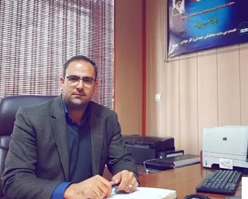 به‌کارگیری ۶۰۰ نیرو برای لایروبی کانال‌های کرمانشاه/لایروبی رودخانه آبشوران در حال انجام است