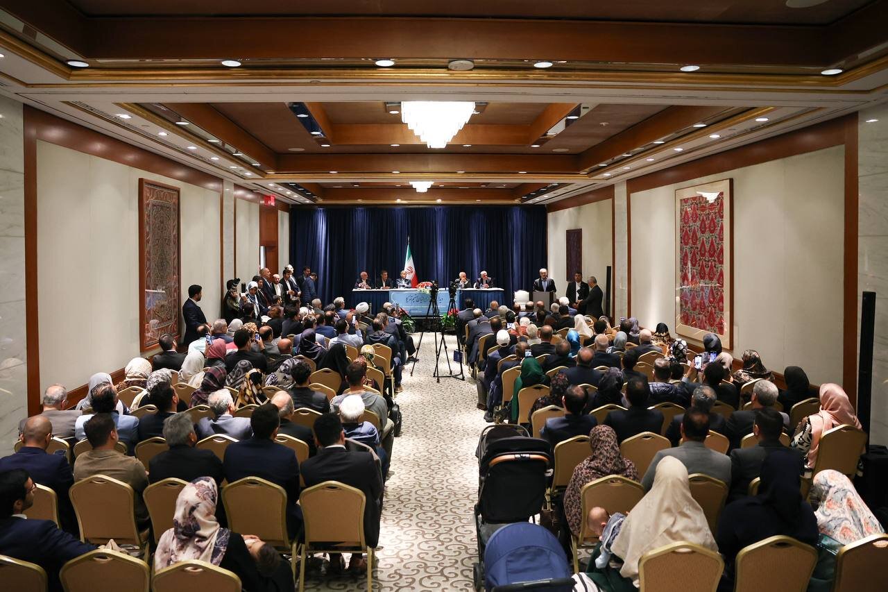 قول پزشکیان به ایرانیان مقیم آمریکا / همه زندگی ام را برای ایران گذاشته ام / از همه نخبگان در مسیر ساختن ایران کمک خواهم گرفت 2