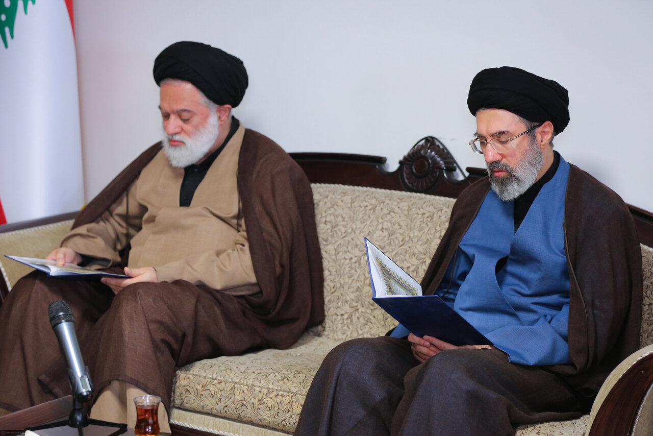 تصاویر جدیدی از 4 پسر رهبر انقلاب در دفتر حزبالله در تهران 4