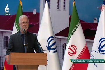 استانداران زیر ذره بین وزیر کشور / یک جناح به تنهایی نمیتواند کشور را مدیریت کند / در انتخاب استانداران از همه تفکرات و جریان ها استفاده می کنیم