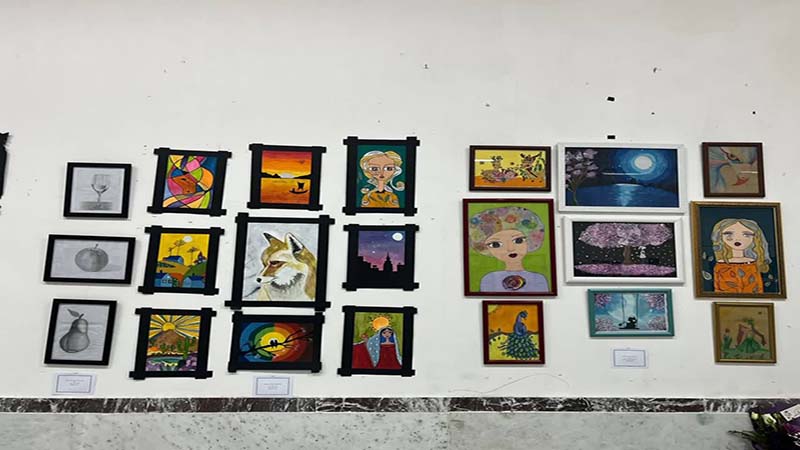 نمایشگاه دستان کوچک قدرتمند ٢