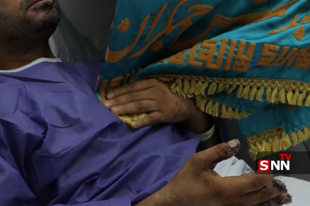 تصاویری از عیادت خادمان مسجد جمکران از رزمندگان مجروح حزب الله لبنان در حملات پیجری 8