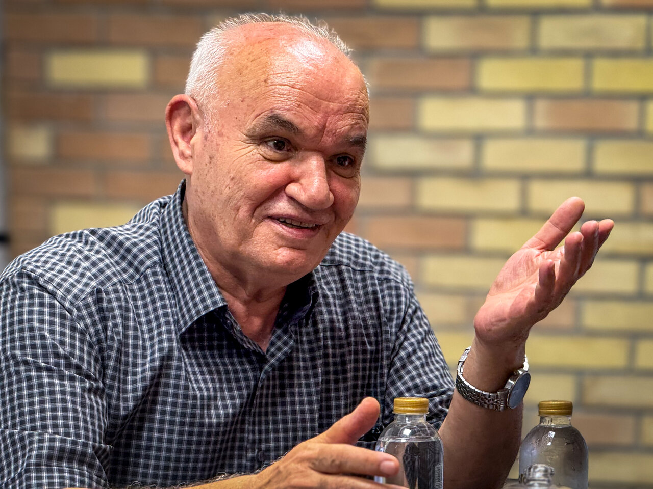 شجریان نام و دانشش را از قبل انقلاب داشت / بابت شهریه، یکریال هم به استاد شجریان ندادیم / شجریانزدگی که درست هم هست، ریشه در دو موضوع دارد 4