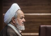 رئیس دفتر عقیدتی رهبر انقلاب: شرایط فعلی ترامپ با گذشته متفاوت است/ مردم بدون برنامه وارد بازار دلار و طلا نشوند
