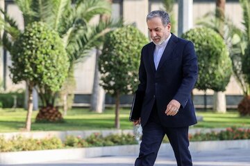 عراقچی یکشنبه به عراق سفر میکند عراقچی یکشنبه به عراق سفر میکند