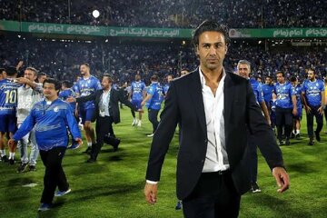 فرهاد مجیدی منتظر پیشنهاد رسمی استقلال؟