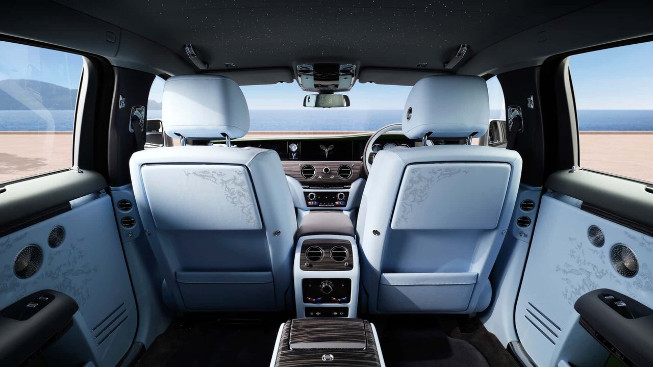 لوکسترین سدان جهان تغییر کرد