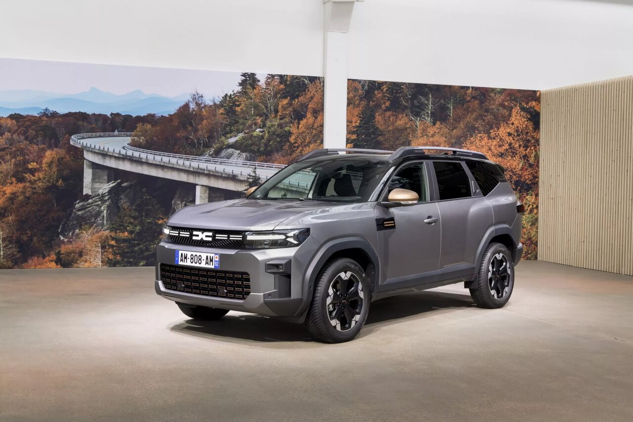 برادر بزرگتر ساندرو و داستر معرفی شد / رقیب جدید سانتافه به میدان آمد /عکس