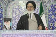 امام جمعه تبریز: جوانان آماده‌اند هر وقت رهبری دستور دهد جان خود را فدای نظام کنند/ امام جمعه اهواز: فرماندهان سپاه‌ را نباید زیر تیغ هشتگ برد