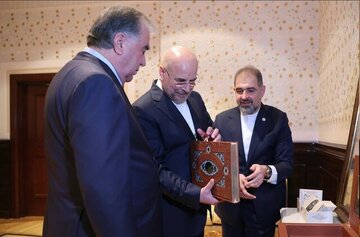 عکسی از هدیه خاص قالیباف به رئیس‌جمهور تاجیکستان