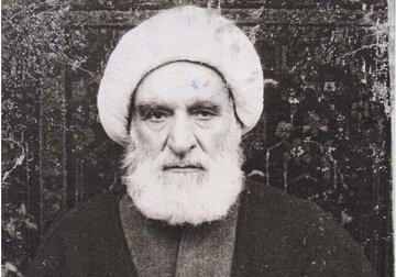 ببینید | استادی که رهبری گفت شبیه او را در هیچ حوزه علمیه ندیدم ببینید | استادی که رهبری گفت شبیه او را در هیچ حوزه علمیه ندیدم